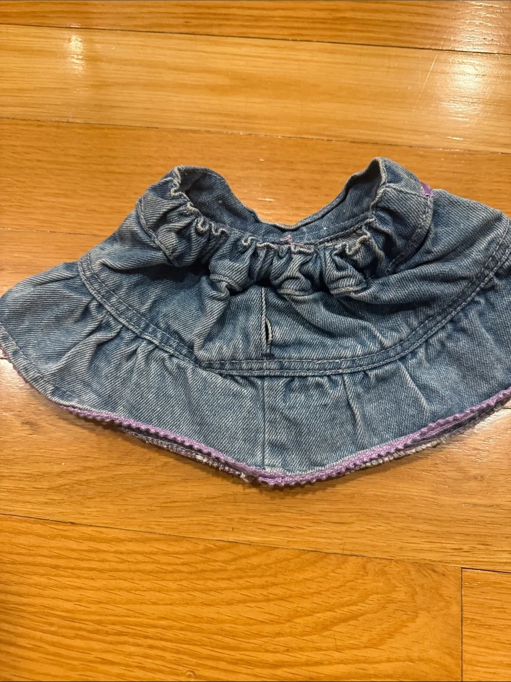 Bulid a bear 2 piece outfit 1 top and a skirt .